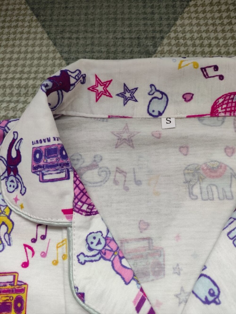 Roller Rabbit Cartoon Print Pajama Set - Picture 3 of 8
